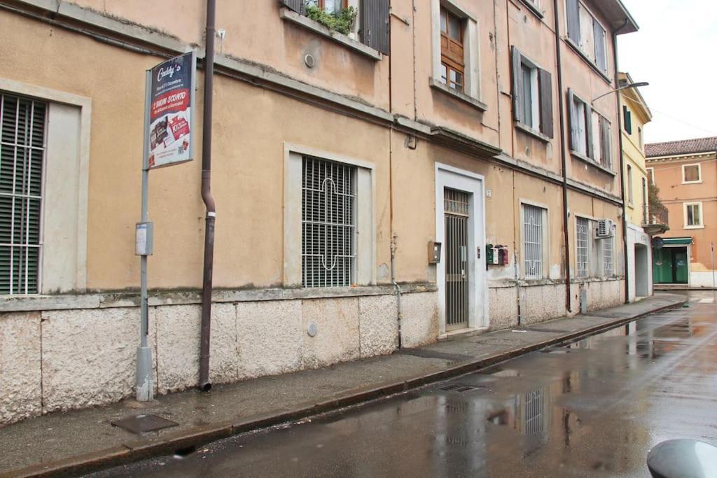Casa Romeo Vinitaly - Free Parking - Wifi Appartement Verona Buitenkant foto